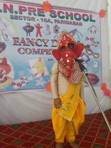 Fancy Dress Competition held in Sant Nirankari Pre School on 6 october 2016 (14)